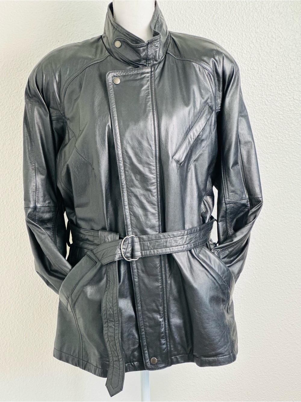 Wilsons The Leather Experts Women’s Leather Jacket With Matching Belt Size M